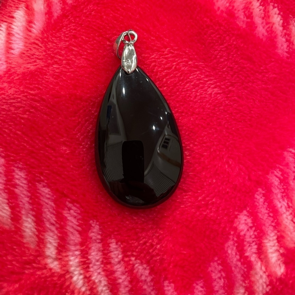 Black Teardrop Pendant